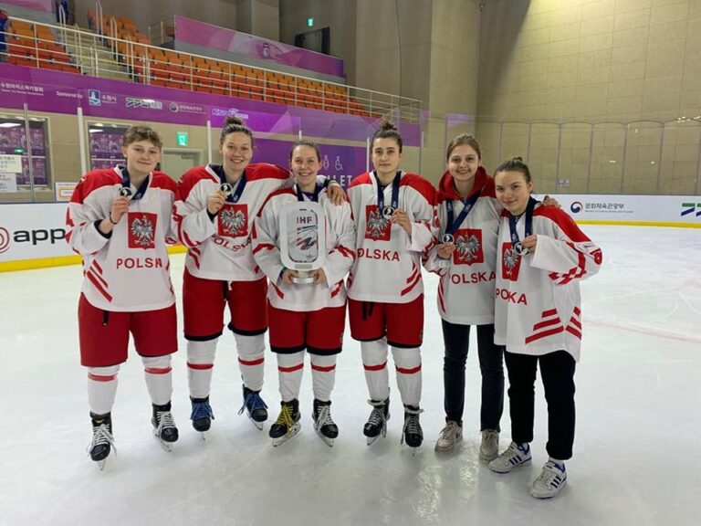 Polskie hokeistki wywalczyły srebrne medale w MŚ Dywizji IB