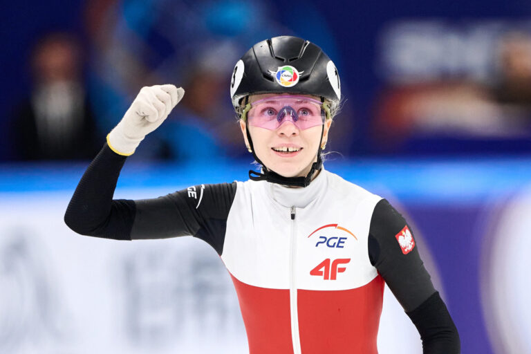 Światowa czołówka short tracku w Gdańsku – rozmowa z Kamilą Sellier (Stormowską)