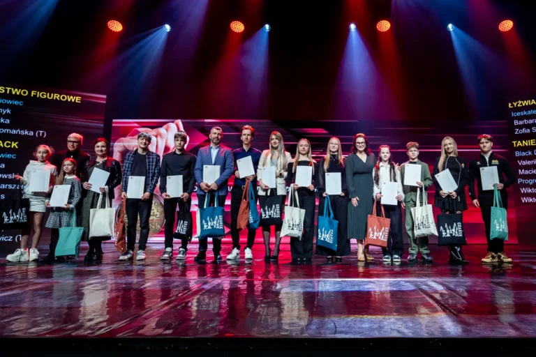 Wybiórczo „wyróżnieni” Stoczniowcy